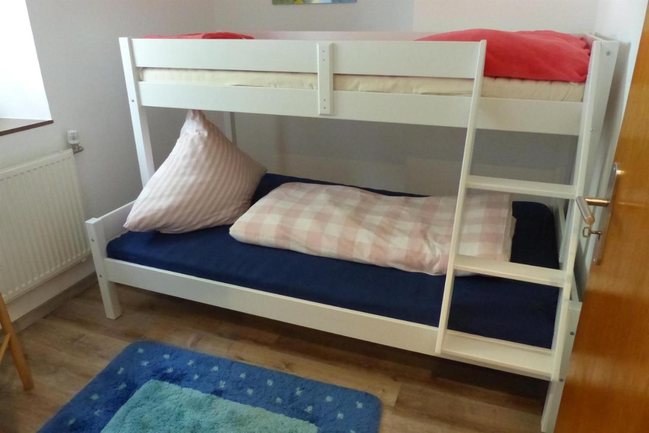 Ferienwohnung Huegelhaus Plutscheid Bagian luar foto