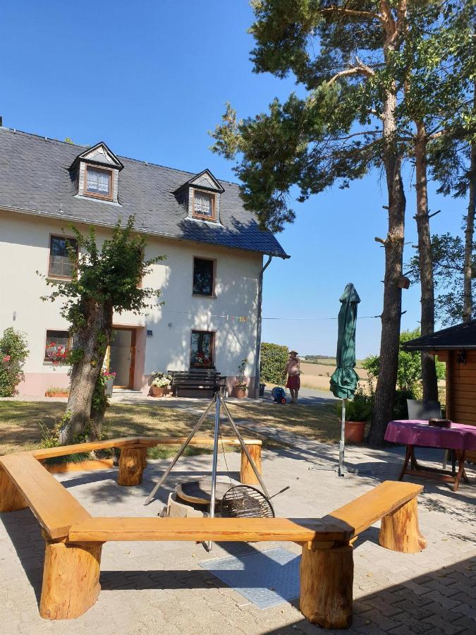 Ferienwohnung Huegelhaus Plutscheid Bagian luar foto