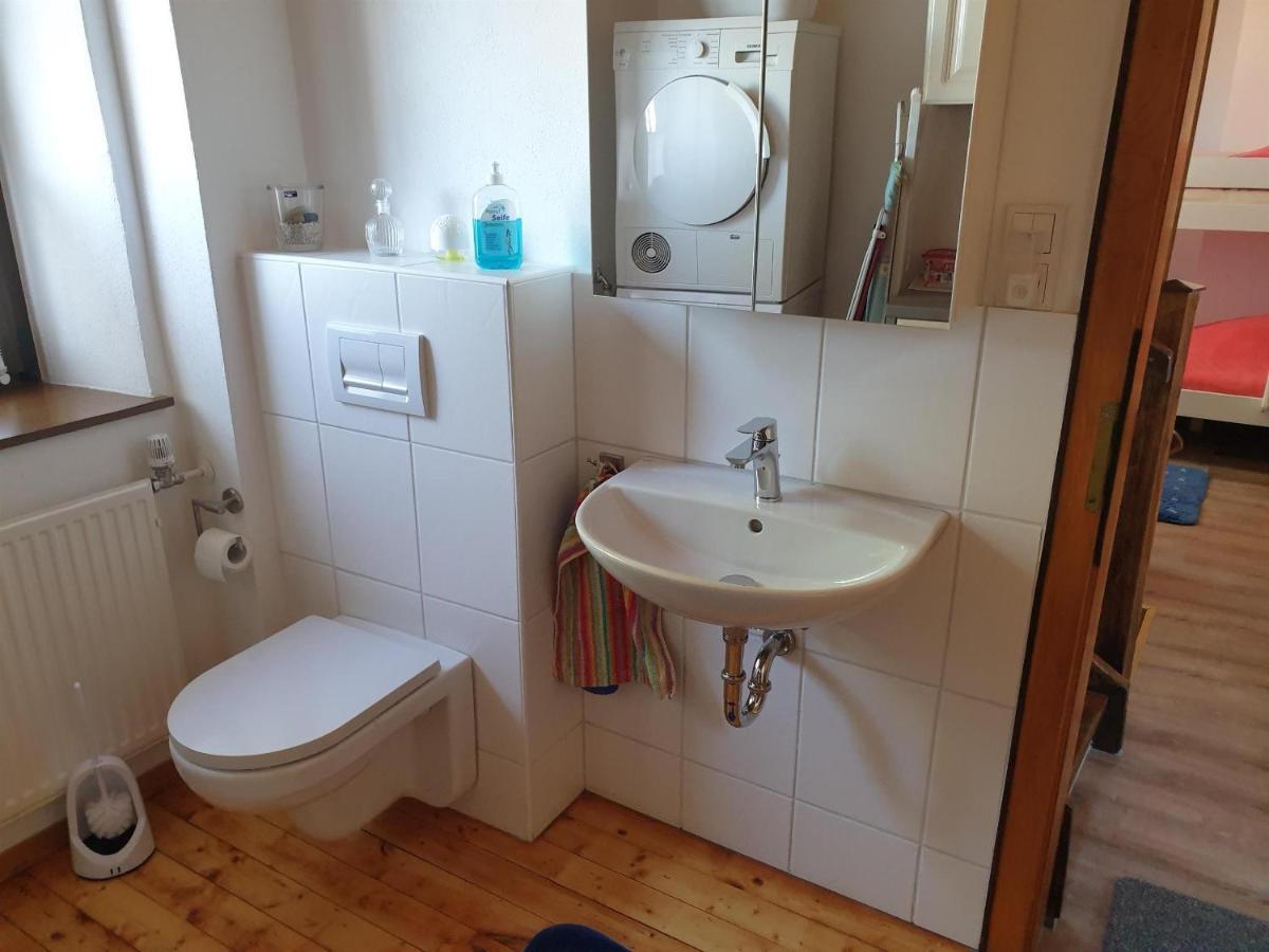 Ferienwohnung Huegelhaus Plutscheid Bagian luar foto